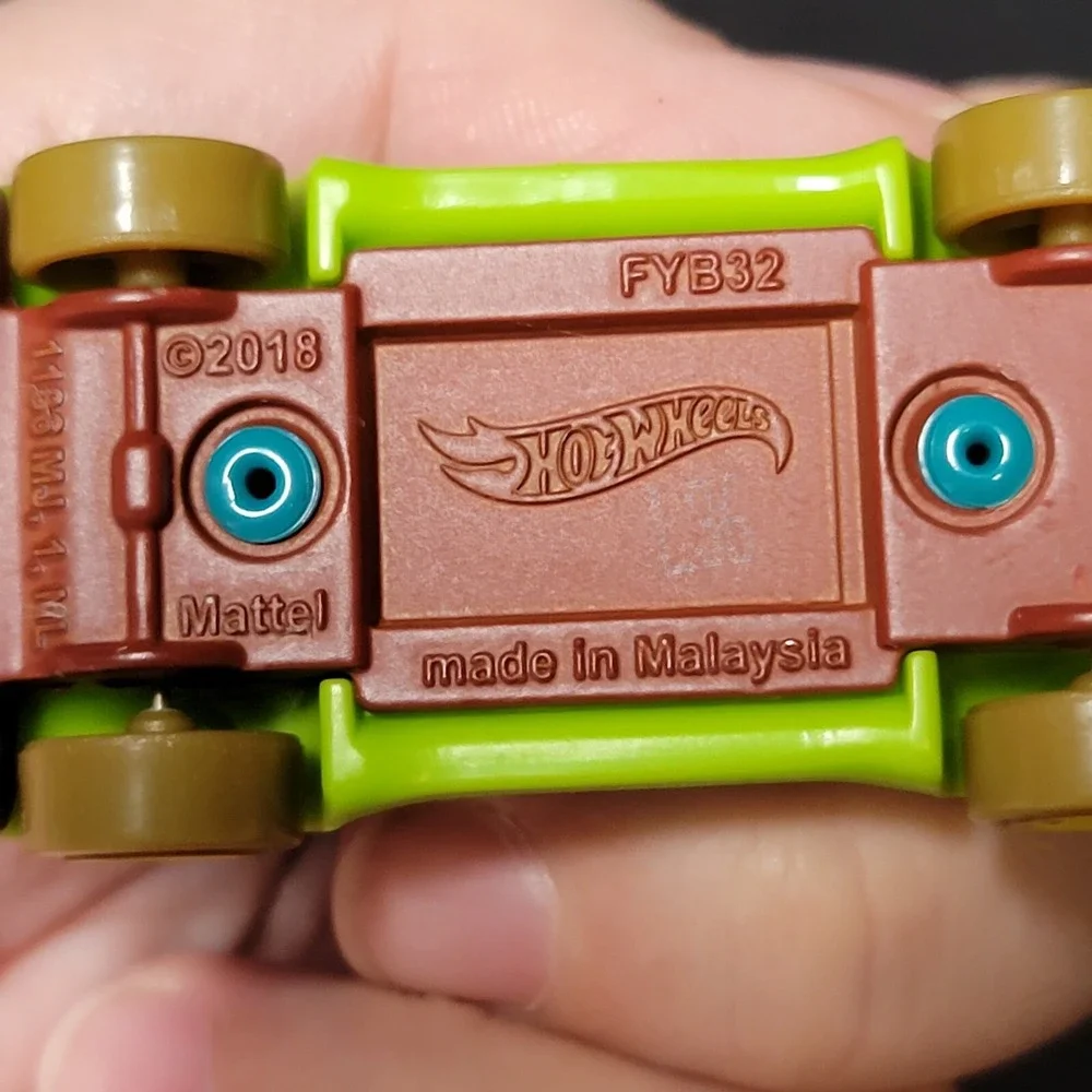 2018 HOT~WHEELS TRICERA~TRUCK DINO RIDERS STREET BEASTS TEAL